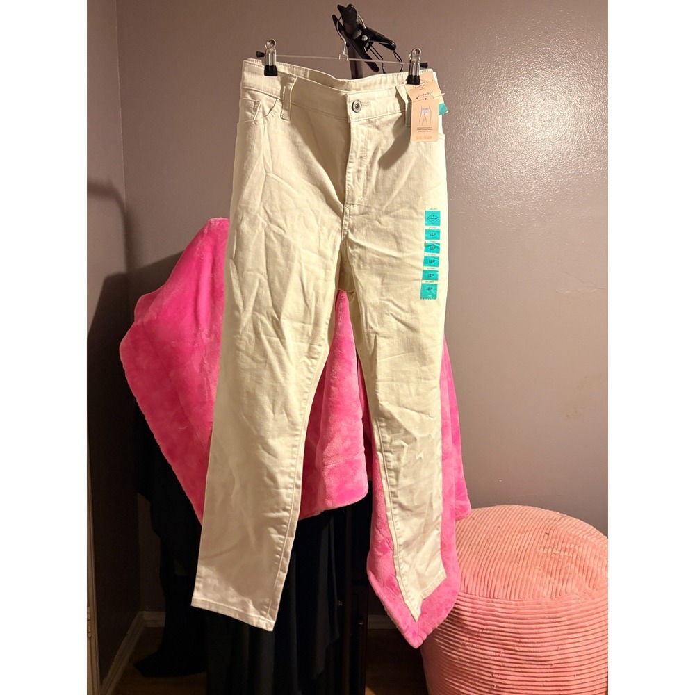 St. John's Bay Ivory Skinny Jean‎ Mid-Rise SZ 18P